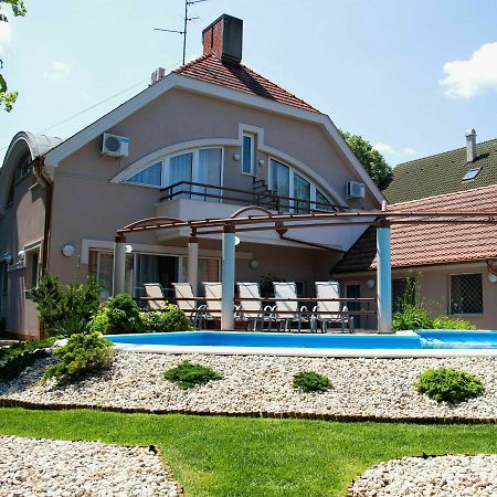 Princess Apartman Шиофок Экстерьер фото