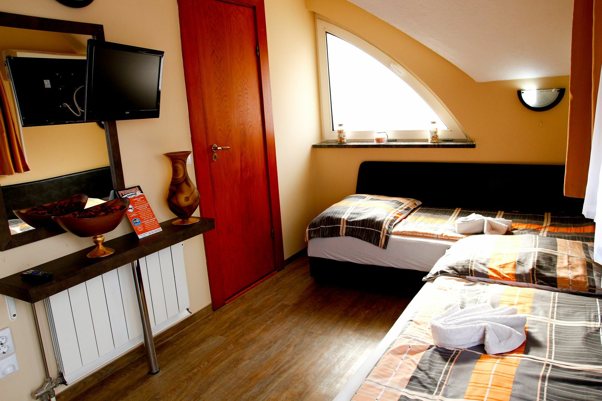 Princess Apartman Шиофок Экстерьер фото